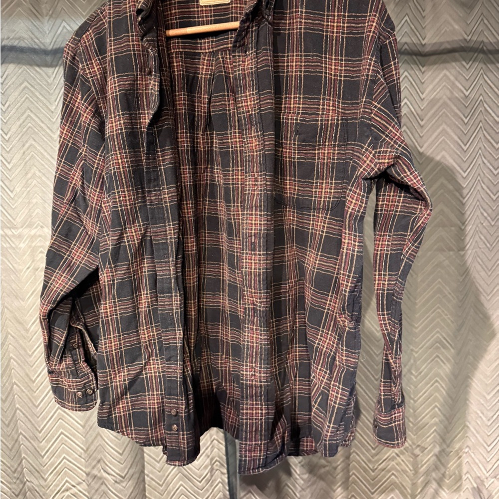Arrow Plaid Button-Up Shirt in Navy, Rust, and Cream